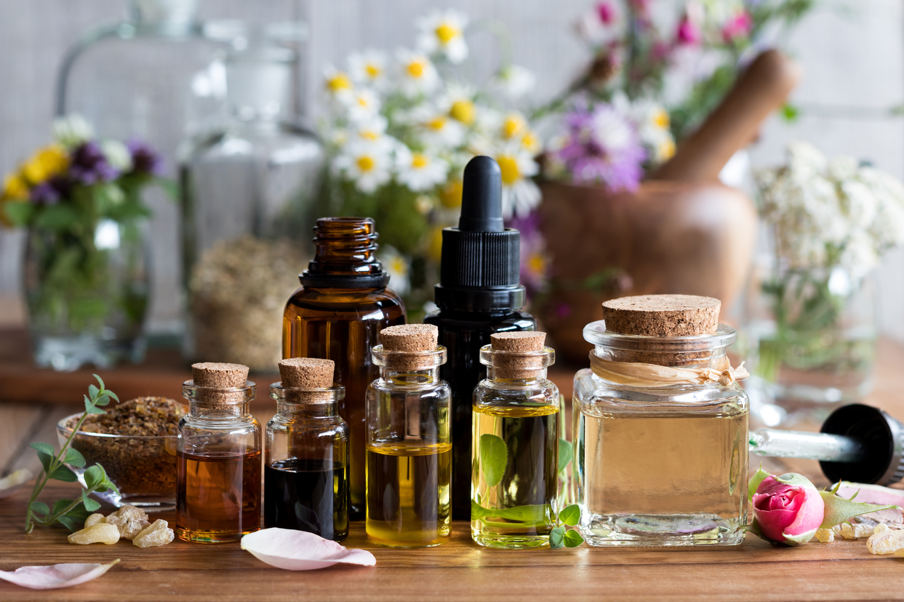 Read more about the article What is aromatherapy, and how does it work?